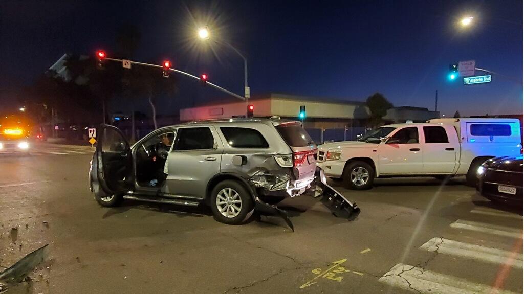 Police car crashes en route to reported road rage incident in Anaheim